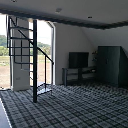 Rest At Last - Highland Apartment With Private Hot Tub Whitebridge  Exterior foto
